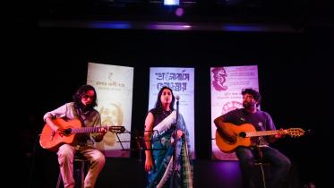 ‘We are all Moheen’: Musicians pay tribute to Tapas Das at ‘Bhalobashi Jyotsnay’