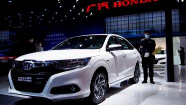 honda-posts.jpg