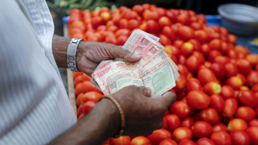 rupee-weakens.jpg
