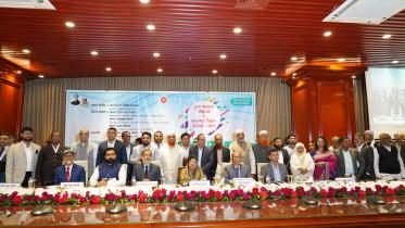 42 top Ctg taxpayers honoured
