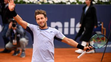 afp_20240421_34pw9pc_v2_preview_tennisatpespbarcelonaopen.jpg
