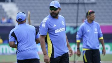 rohit_sharna_training_kit_.jpg