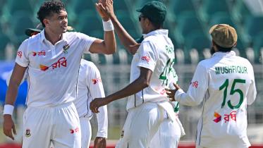 afp_20240831_36f348k_v1_highres_cricketpakbantest.jpg