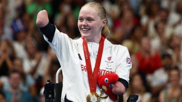 afp_20240902_36fd24m_v1_preview_swimmingolyparis2024paralympicsmedals.jpg