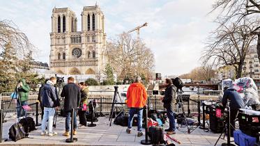paris.jpg