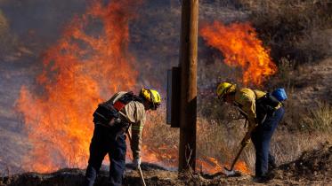 Climate change and fire risks: Lessons from Southern California for Bangladesh 