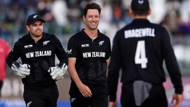 2025-03-03t033411z_1522252022_rc201da24cqv_rtrmadp_3_cricket-championstrophy-zaf-nzl.jpg