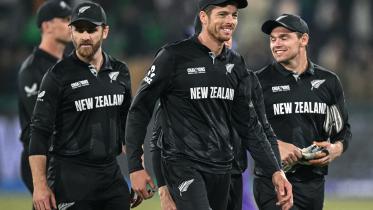 afp_20250305_36ze7wk_v1_highres_cricketct2025nzlrsa.jpg