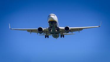 plane_flying.jpg
