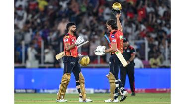afp_20250601_48un92r_v1_preview_cricketindiplt20punjabmumbai.jpg