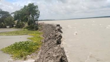dyke-collapse-patuakhali.jpg