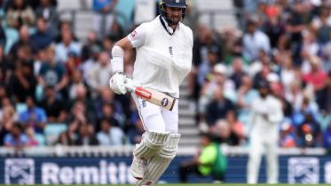 Woakes.jpg