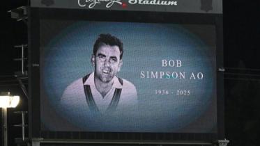 afp_20250816_69p72fl_v1_midres_cricketausrsa.jpg