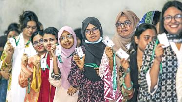 students-voter.jpg