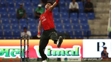 Taskin Ahmed.jpg