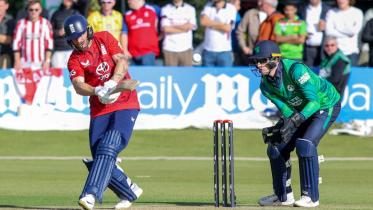 afp_20250917_74uy7nk_v1_midres_cricketirlengt20.jpg