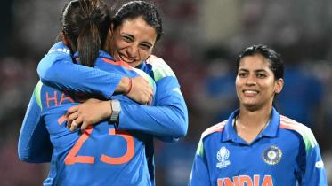 afp_20251023_79u24lv_v1_midres_cricketiccwomenwc2025odiindnzl.jpg