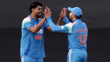 afp_20251025_79yh82x_v1_midres_cricketausind.jpg