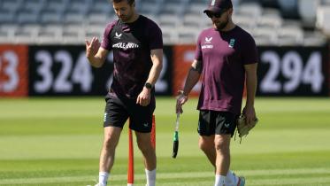 2025-11-04t052815z_248935033_rc2xifaarx2q_rtrmadp_3_cricket-ashes-wood_1.jpg
