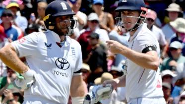 afp_20260104_89k48j4_v1_midres_cricketausengashes.jpg
