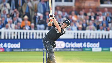 neesham_six_super_over.jpg