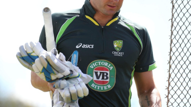 nz-vs-aus-clarke.jpg