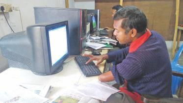 physically-challenged-farooque-hossain.jpg