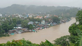 Fresh flooding was reported in Bandarban town and several upazilas, including Thanchi, Ruma, Rowangchhari, Lama and Alikadam, after overnight rainfall and strong upstream flows caused water levels to rise again. Photo: Mong Sing Hai Marma/Star