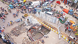 Dholaikhal-main-road.jpg