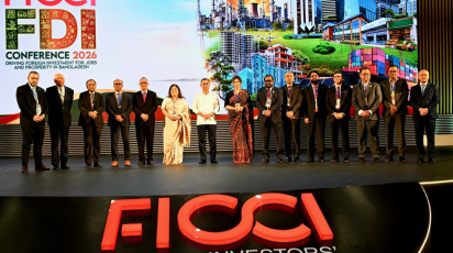 PM invites foreign investors to Bangladesh