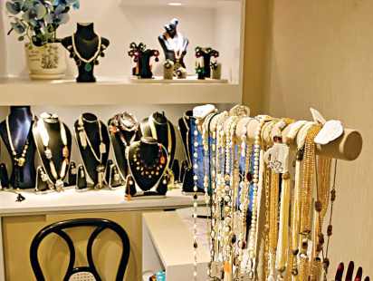 jewels6.jpg
