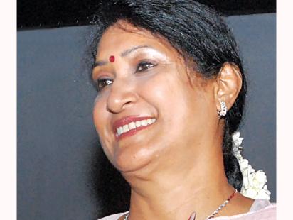 nilufar_farooq_0.jpg