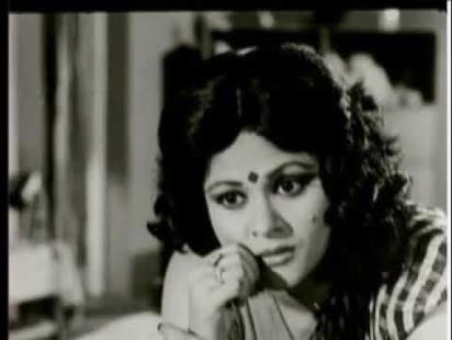 Tina Khan