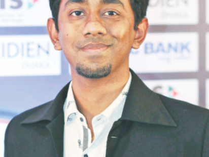 hussain_m_elius.jpg