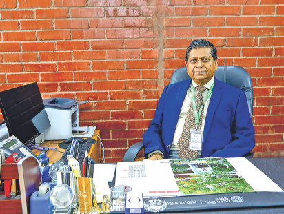 professor_dr_abdur_rab_.jpg