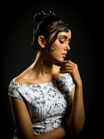 Pearls in your hair