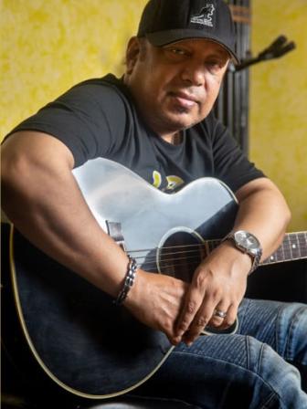 ayub_bachchu_photo_3.jpeg