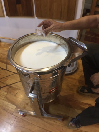 cheesemaker7.jpg