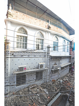 manda_masjid_2.jpg