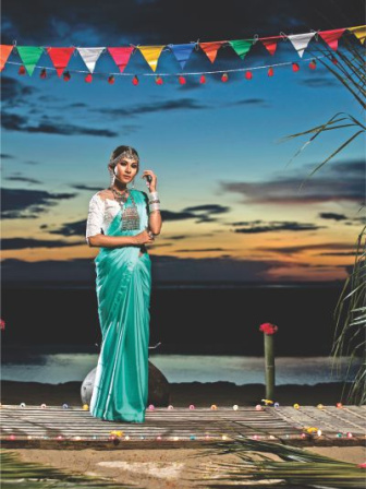 stunning_in_silver