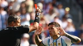 Enzo Fernandez World Cup final red card