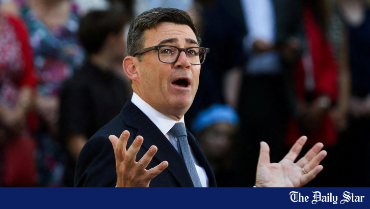 Primeiro-ministro do Reino Unido, Burnham, anuncia cortes de impostos sobre energia e diz aos ministros para reduzirem o custo de vida