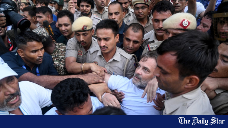 Polícia de Delhi registra 10 FIRs sobre violência de protesto do CJP; Raul liberado
