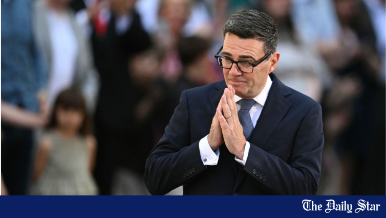 Burnham torna-se novo primeiro-ministro do Reino Unido após reunião com rei