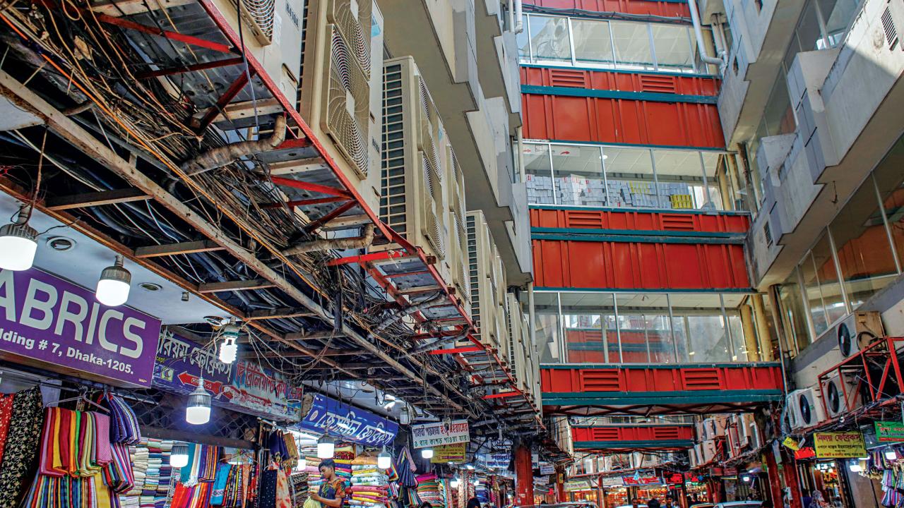 fire-incidents-at-dhaka-markets-2.jpg