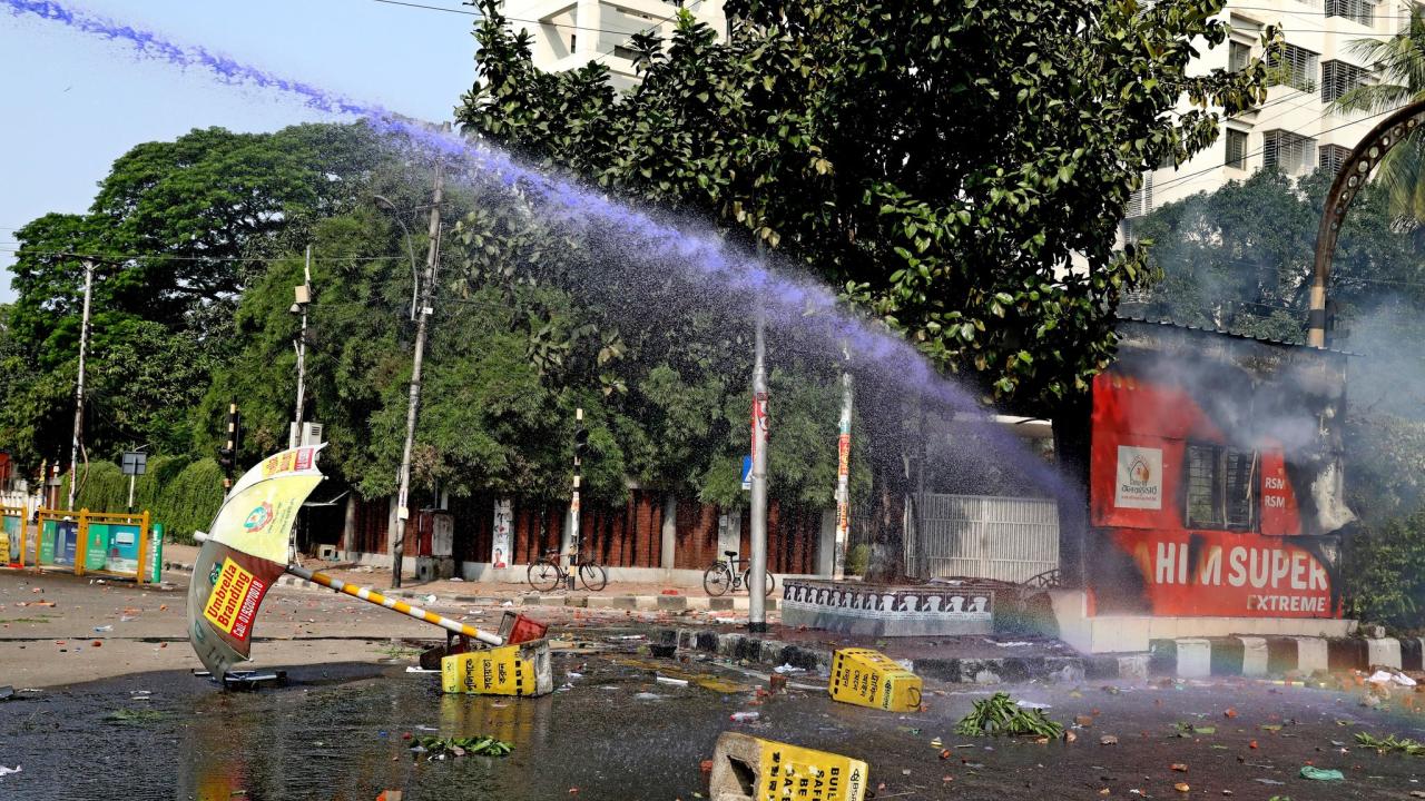 police-bnp-clash_19.jpg